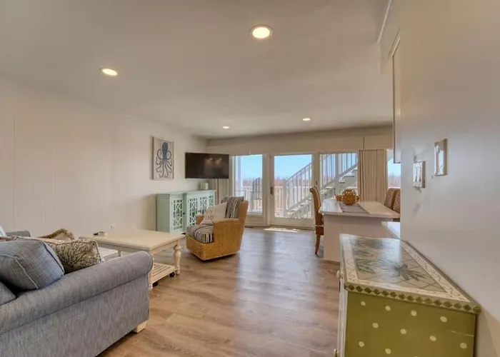 Jdh Oceanfront Retreat